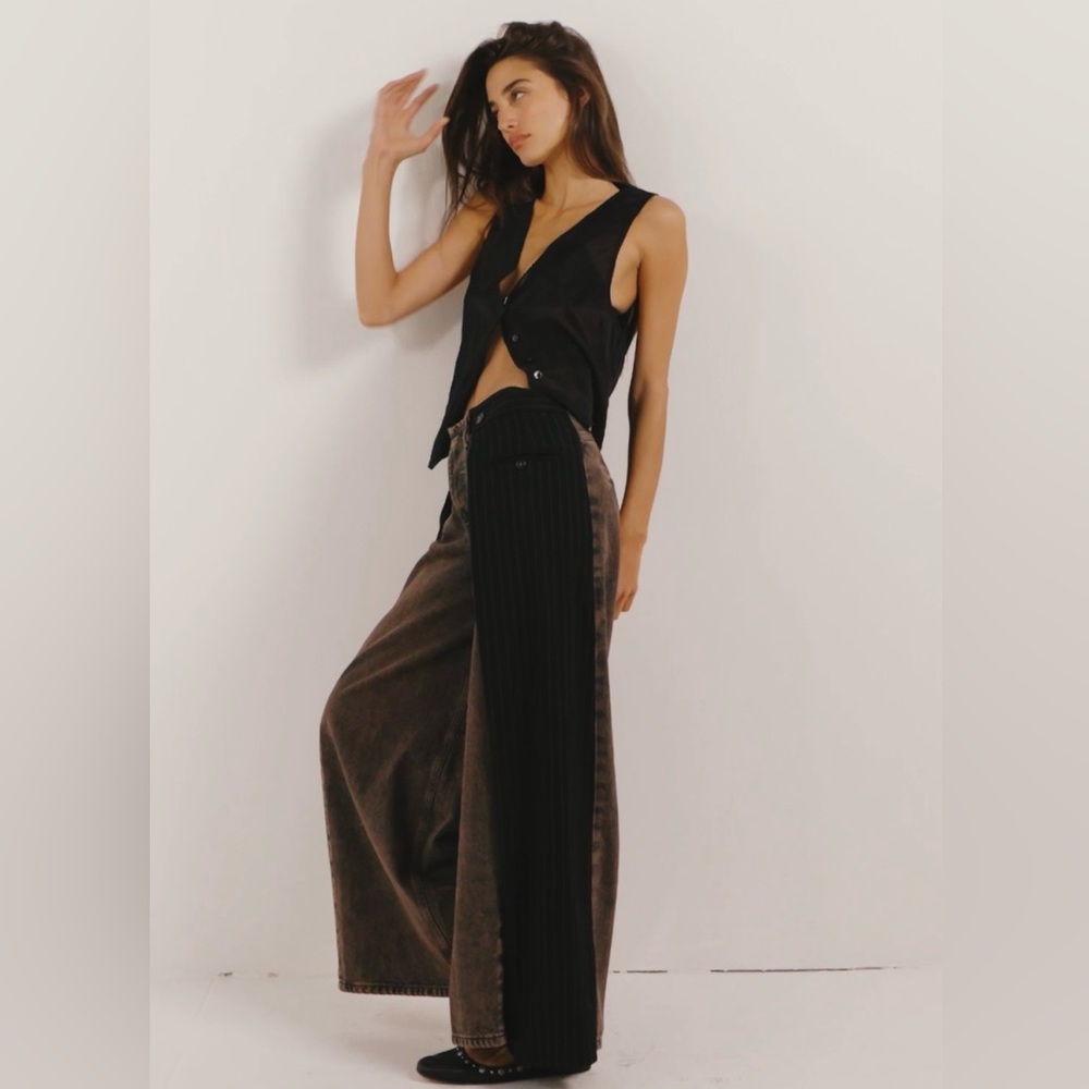 We The Free Gwyneth Low-Rise Wide Leg Jeans | Size 28